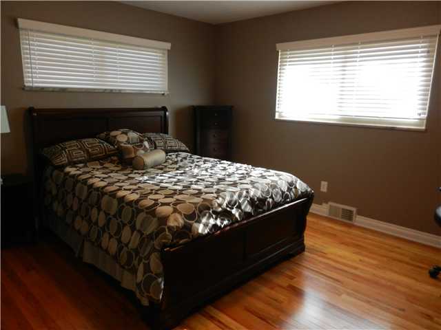 2567 Minerva Lake Road Columbus, OH 43231 - Photo 6 of 13