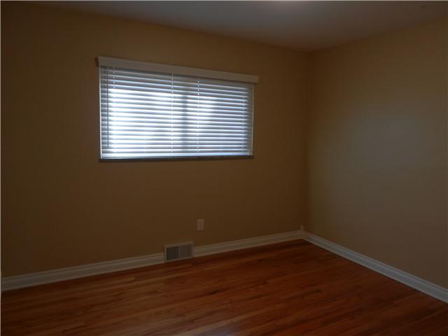 2567 Minerva Lake Road Columbus, OH 43231 - Photo 9 of 13