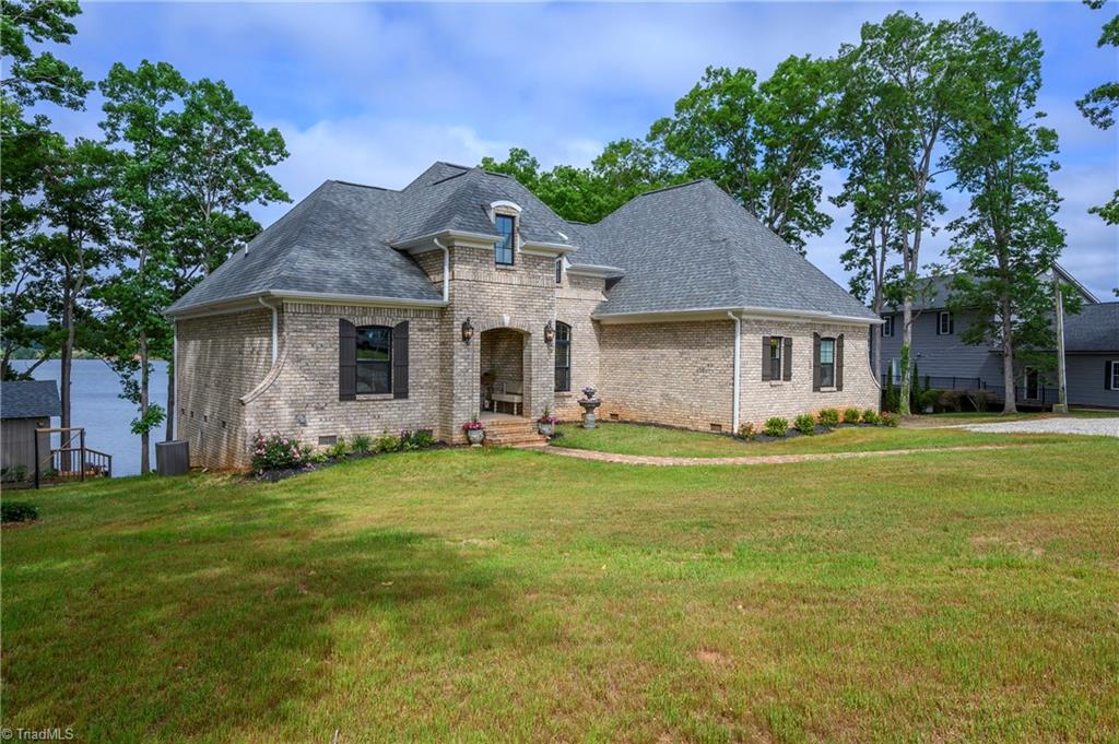 1713 Waterford Pointe Road Lexington, NC 27292 - Photo 7 of 46 Gallery Image 7