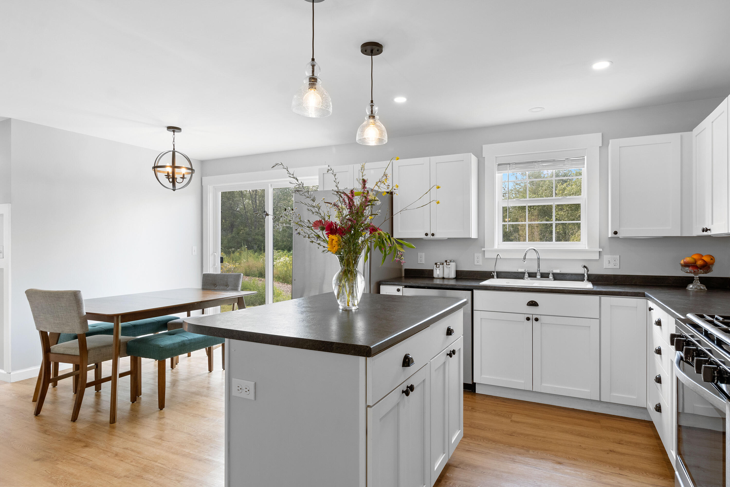 531 Spruce Head Road South Thomaston, ME 04858 - Photo 20 of 61 IMG_6886