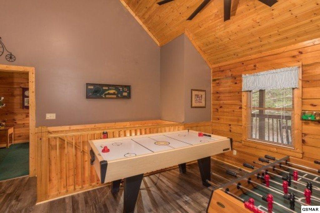 704 Grey Hawk Way Pigeon Forge, TN 37863 - Photo 15 of 29