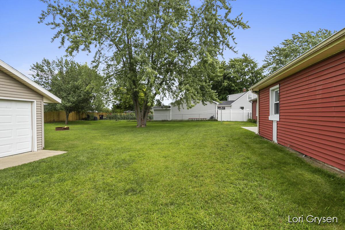 1069 Port Sheldon Street Jenison, MI 49428 - Photo 19 of 20 IMG_1019