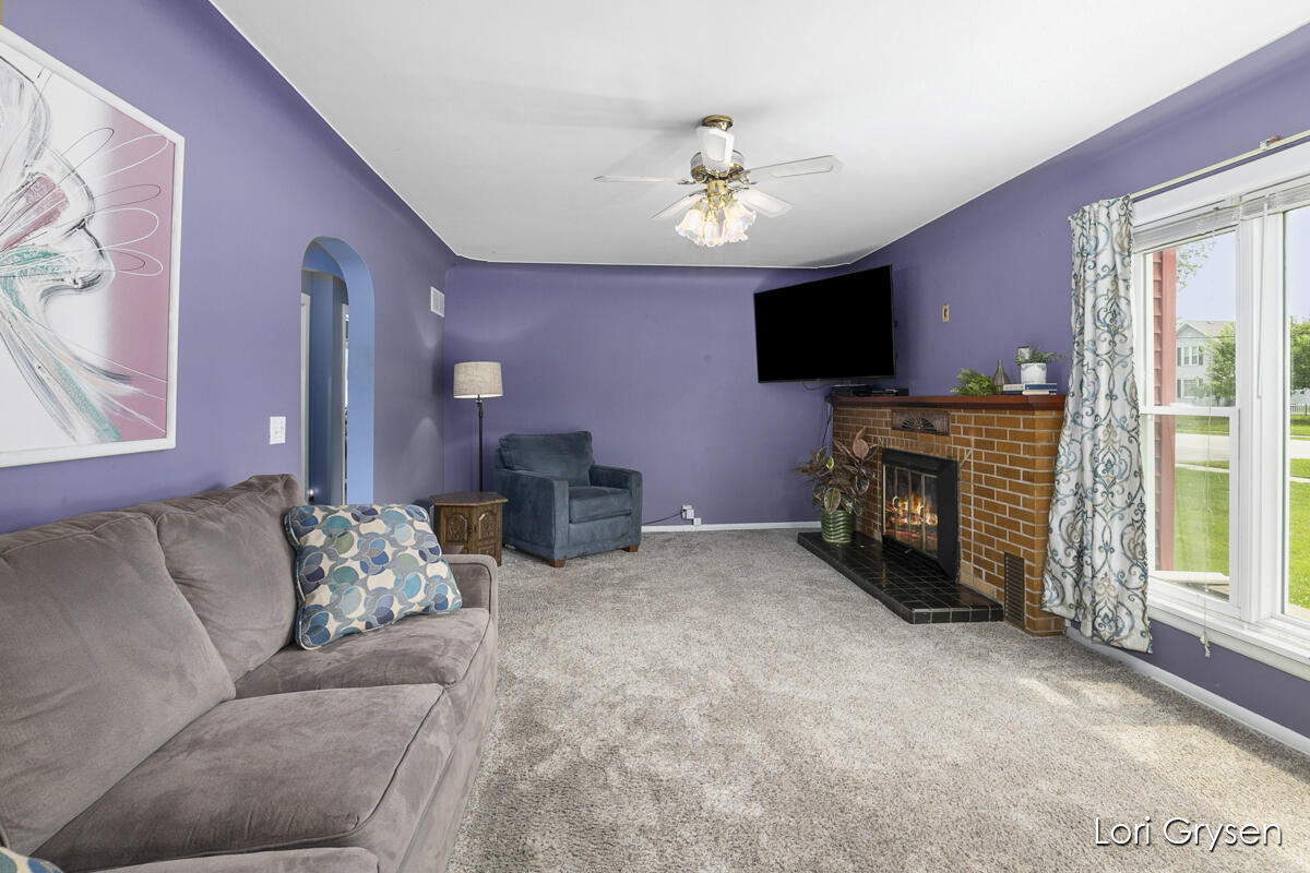 1069 Port Sheldon Street Jenison, MI 49428 - Photo 7 of 20 IMG_1006