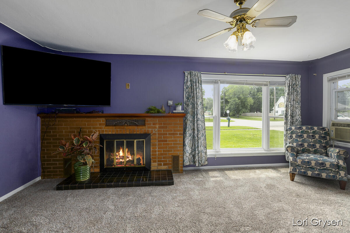 1069 Port Sheldon Street Jenison, MI 49428 - Photo 8 of 20 IMG_1005
