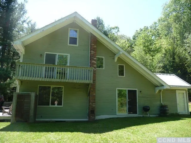 $300 | 125 Taconic Creek Road, Hillsdale, NY 12529