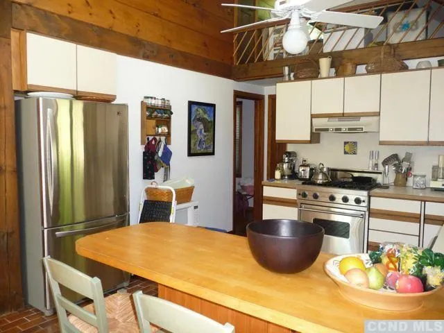 $300 | 125 Taconic Creek Road, Hillsdale, NY 12529