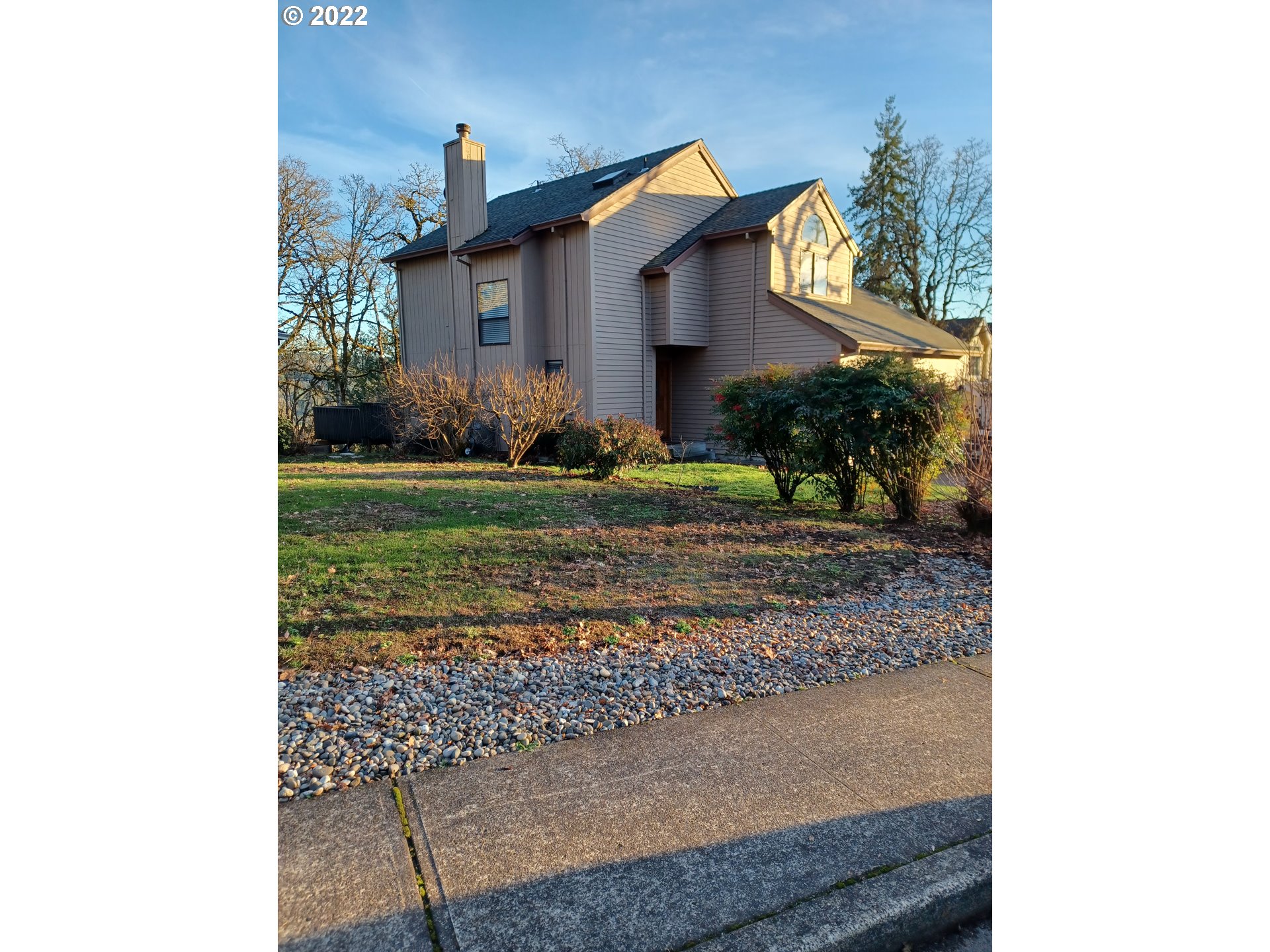 7630 Ridgewood Drive Gladstone, OR 97027 - Photo 1 of 11 Gallery Image 1