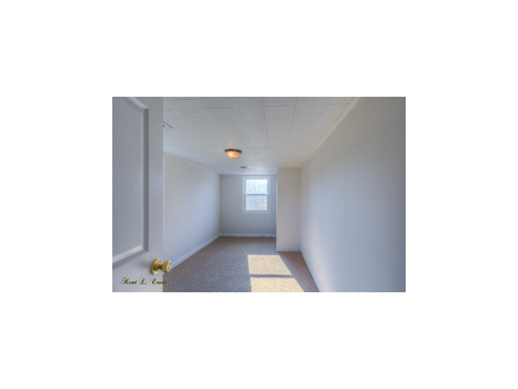 166 Keith Road Bristol, TN 37620 - Photo 10 of 16 Photo 10