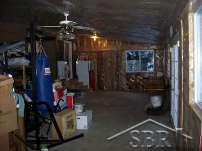 1915 Lone Road Freeland, MI 48623 - Photo 6 of 7 20034465-6.JPG