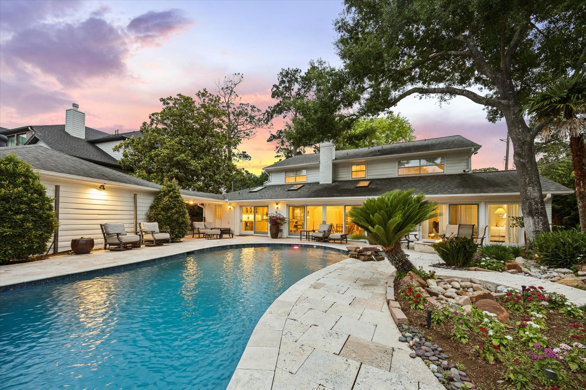 542 Ramblewood Road Houston, TX 77079 - Photo 3 of 40