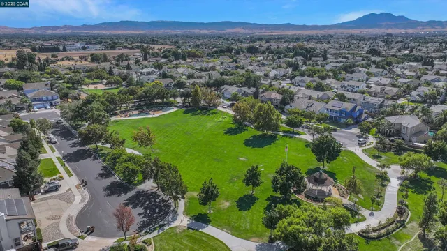 $925,000 | 2856 Gardenside Court, Brentwood, CA 94513