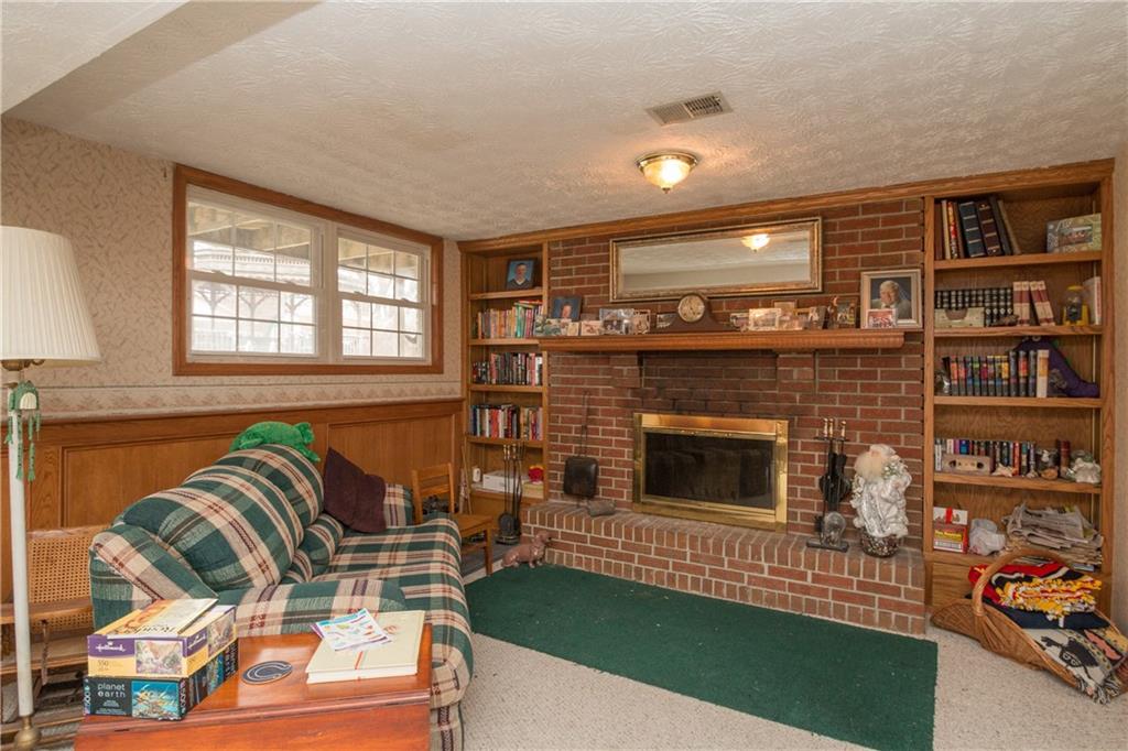 7607 Miracle Road Indianapolis, IN 46237 - Photo 13 of 22 Gallery Image 13
