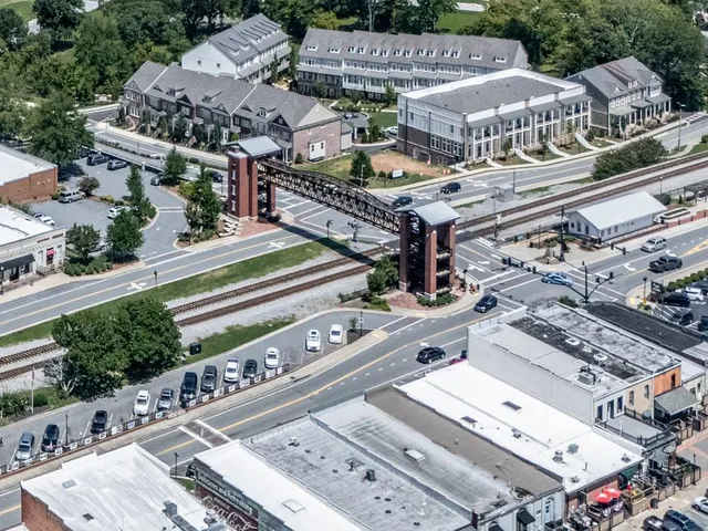 $398,000 | 4860 Cove Street, Acworth, GA 30101