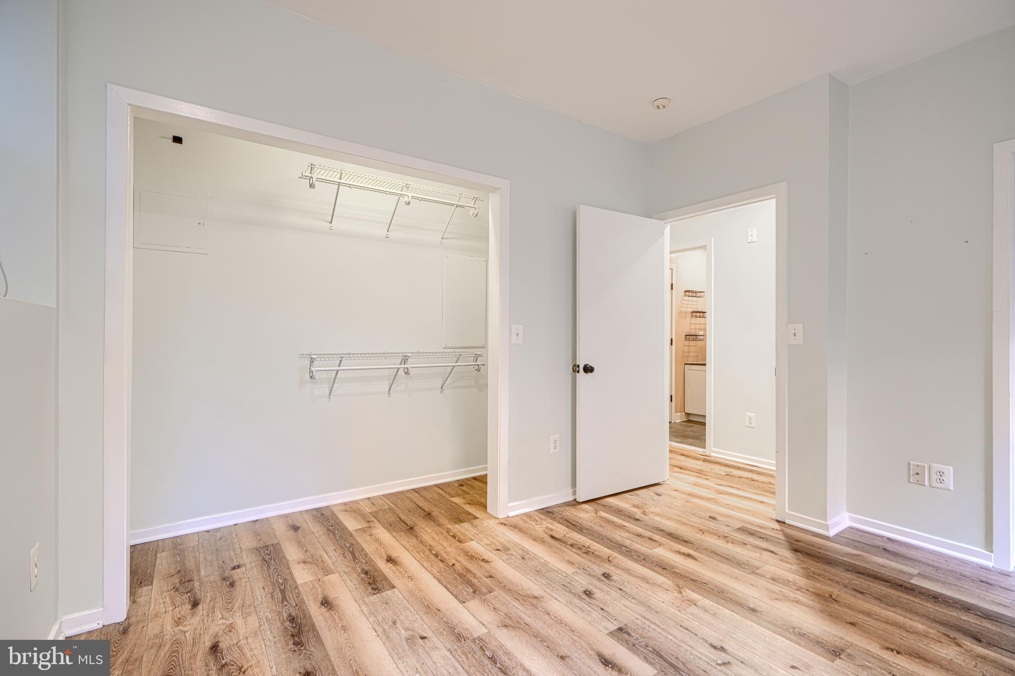 1211 Light Street, Unit 103 Baltimore, MD 21230 - Photo 5 of 27 Primary bedroom closet