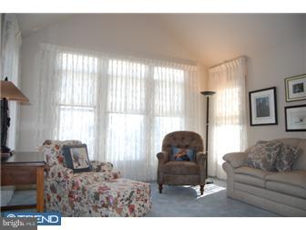149 Hamilton Road Landenberg, PA 19350 - Photo 4 of 12 Living Room