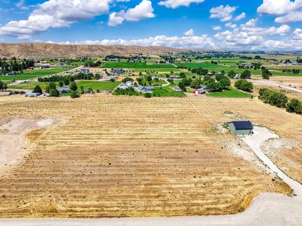 $325,000 | 6655 Sophie Lane, Emmett, ID 83617