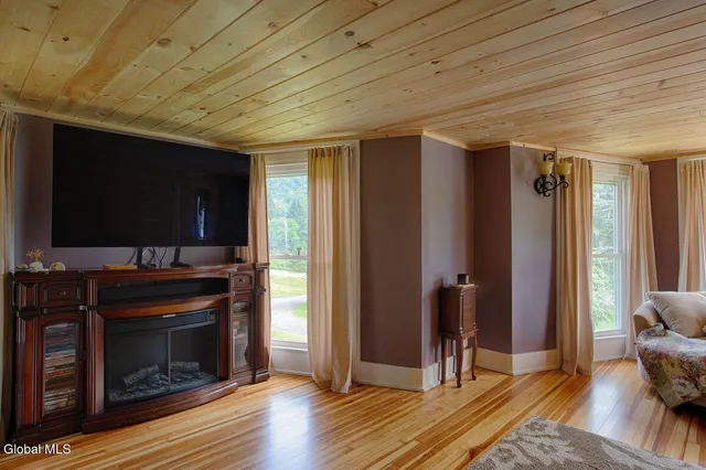 $629,900 | 1317 County Highway 67, Hancock, NY 13783