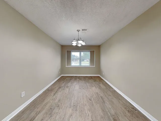 $1,880 | 801 Newport Boulevard, League City, TX 77573