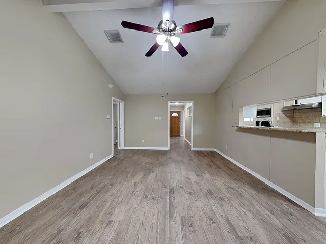 $1,880 | 801 Newport Boulevard, League City, TX 77573