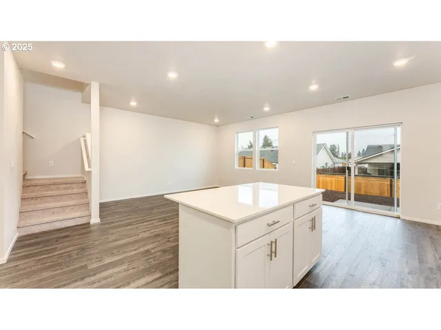 $456,995 | 2869 U Street, Springfield, OR 97477