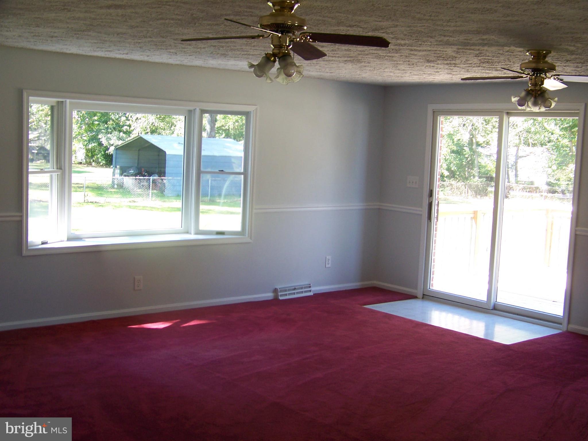 6225 Ripley Road La Plata, MD 20646 - Photo 11 of 41 Family /room