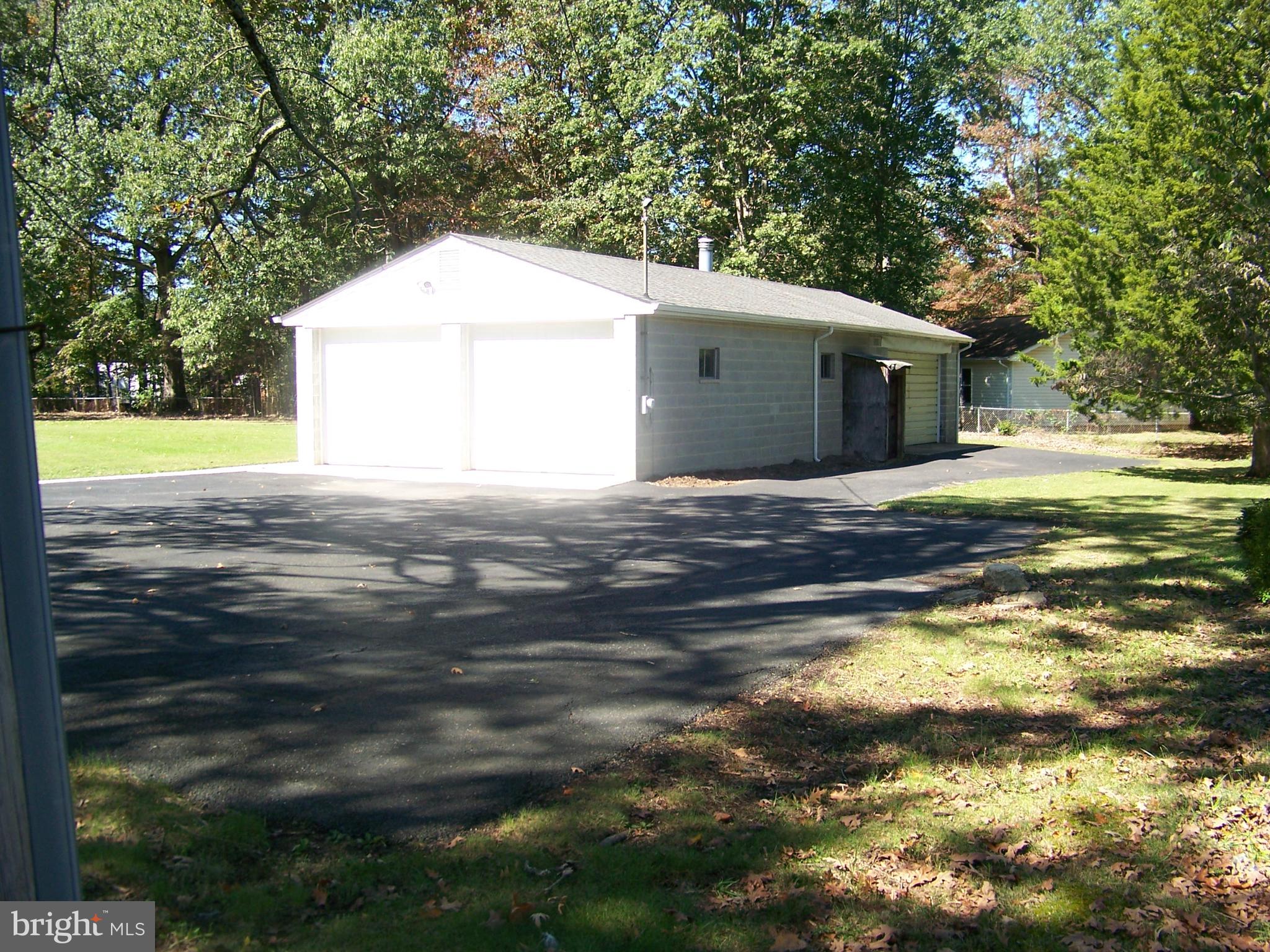 6225 Ripley Road La Plata, MD 20646 - Photo 36 of 41 Side of Garage