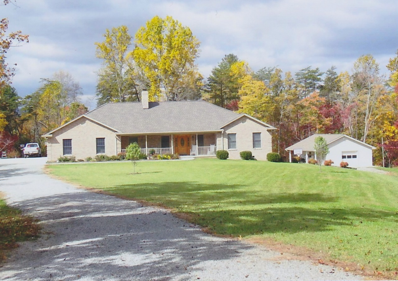 1129 Sample Road Wirtz, VA 24184 - Photo 1 of 40 Front View