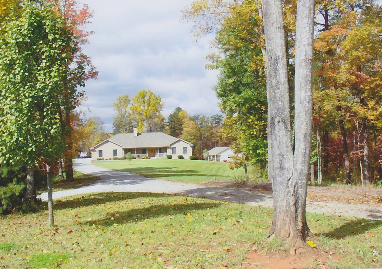 1129 Sample Road Wirtz, VA 24184 - Photo 2 of 40 Beautiful drive to home