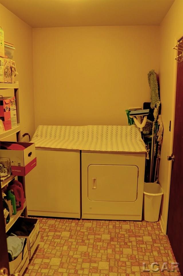 1412 Moore Road Adrian, MI 49221 - Photo 11 of 21 Laundry Room