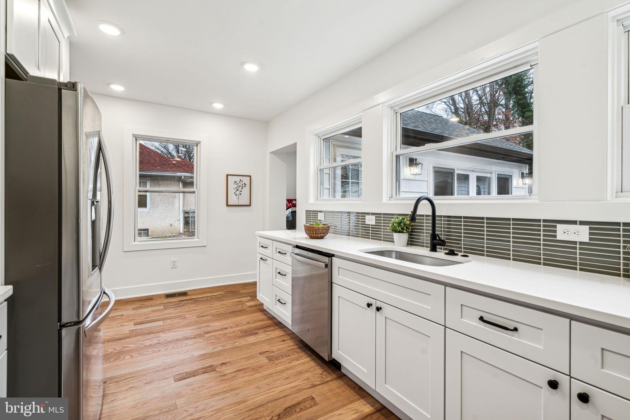 655 Edge Hill Road Glenside, PA 19038 - Photo 18 of 40