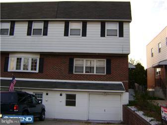 10914 Lockart Road Philadelphia, PA 19116 - Photo 1 of 5 Exterior Front