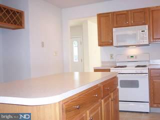 60 Stanford Road Cherry Hill, NJ 08034 - Photo 3 of 6 Gallery Image 3