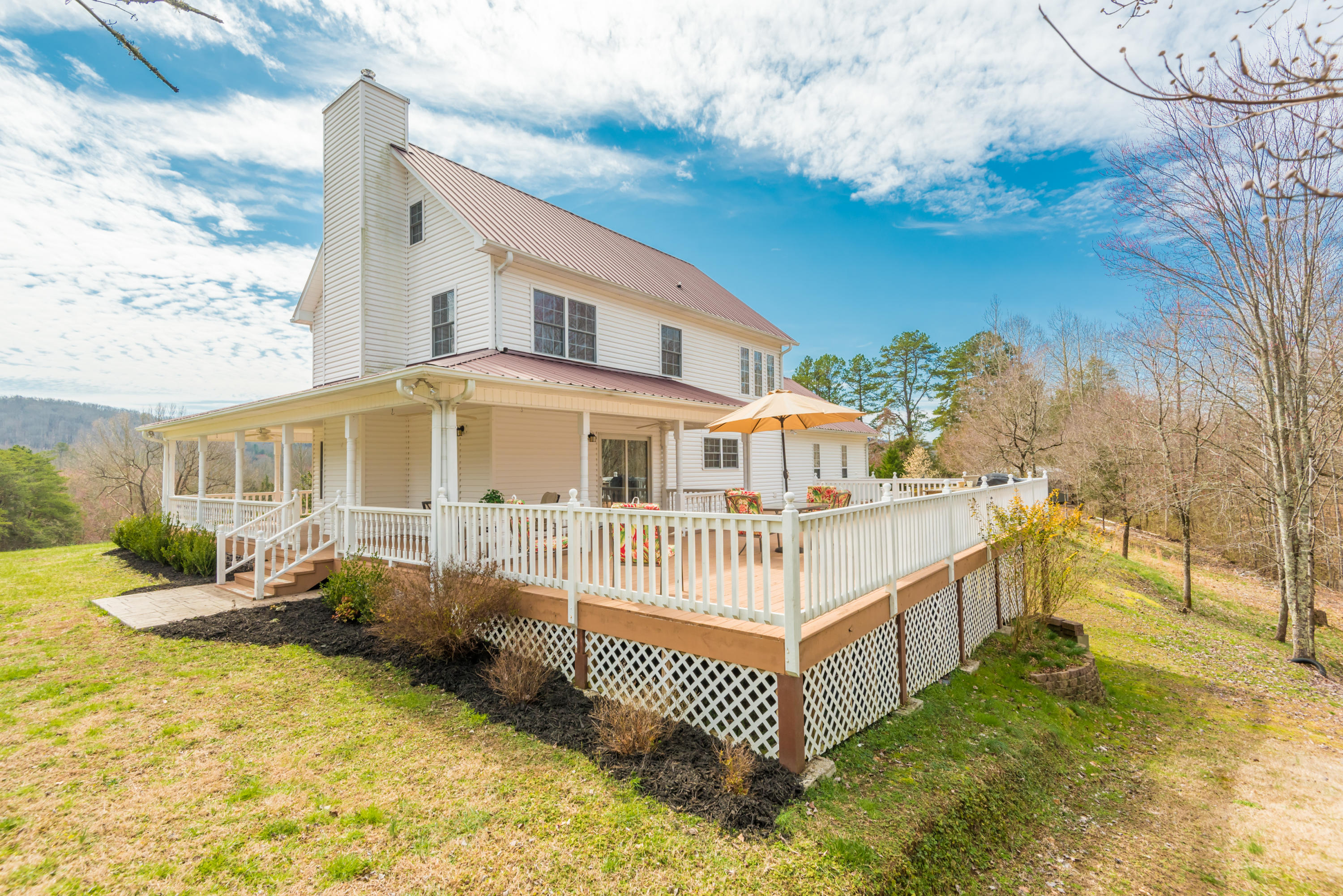 664 Batley Road Clinton, TN 37716 - Photo 29 of 40 664BatleyRd-45