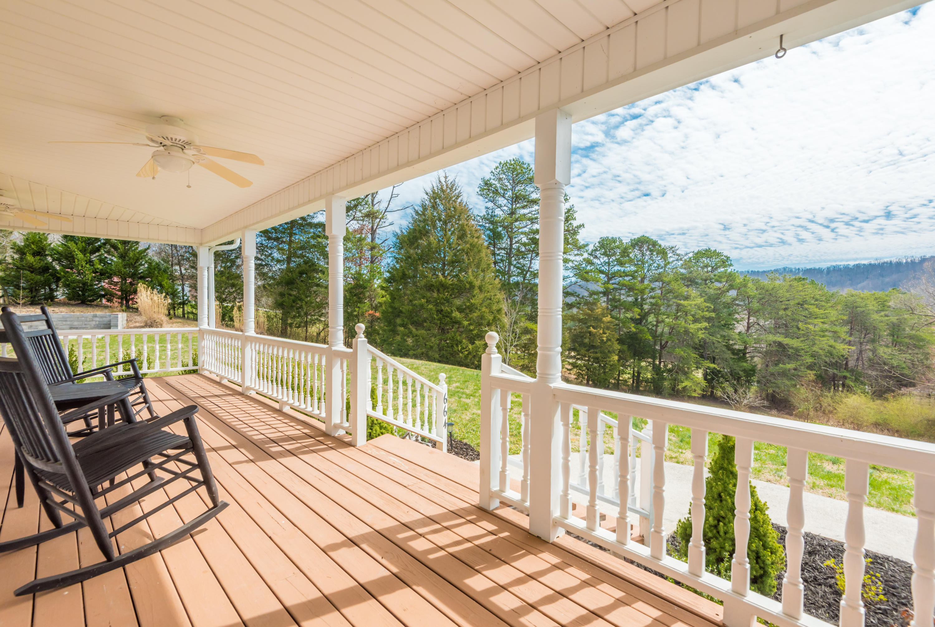 664 Batley Road Clinton, TN 37716 - Photo 33 of 40 664BatleyRd-39