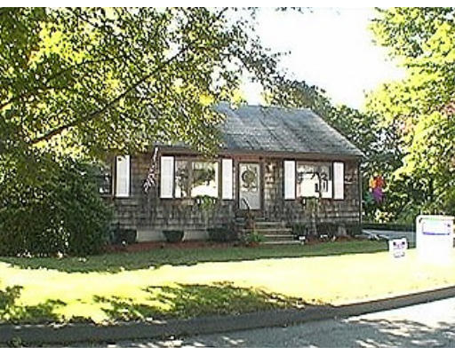 14 MacArthur Road Beverly, MA 01915 - Photo 1 of 10 Gallery Image 1