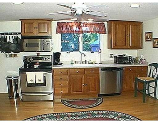 14 MacArthur Road Beverly, MA 01915 - Photo 3 of 10 Gallery Image 3