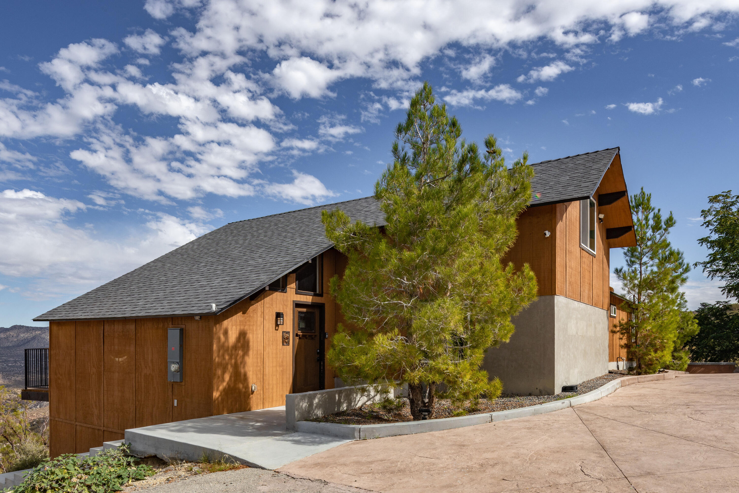 67195 Springcrest Drive Mountain Center, CA 92561 - Photo 33 of 67 a front view of a house with garden