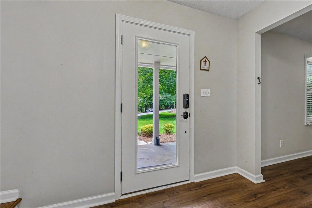 2570 Johnston Road Northwest Kennesaw, GA 30152 - Photo 8 of 66