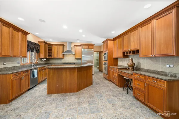 $945,000 | 3415 Minito Court, Naperville, IL 60564