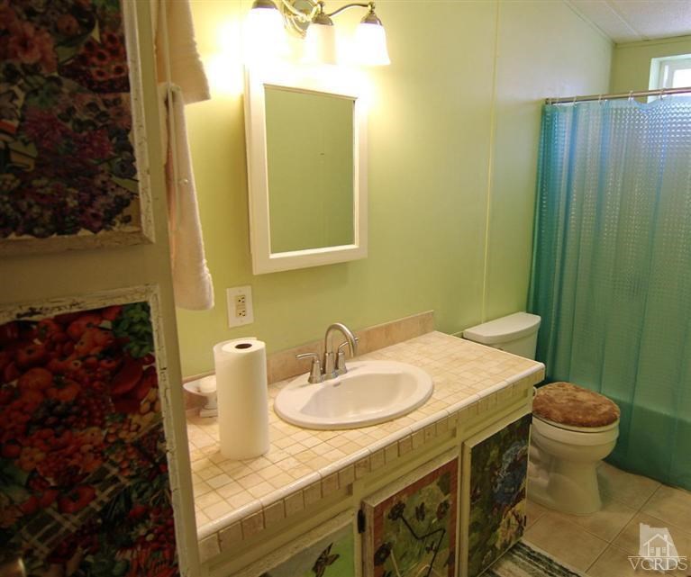 10343-10345 Creek Road Oak View, CA 93022 - Photo 13 of 21 Gallery Image 13