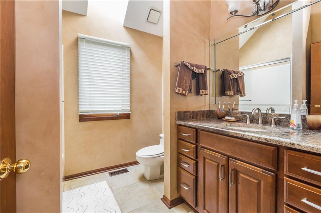 4957 Fall Creek Road Indianapolis, IN 46220 - Photo 29 of 47