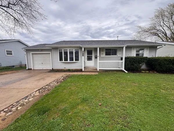 $1,700 | 757 Watson Drive, Genoa, IL 60135