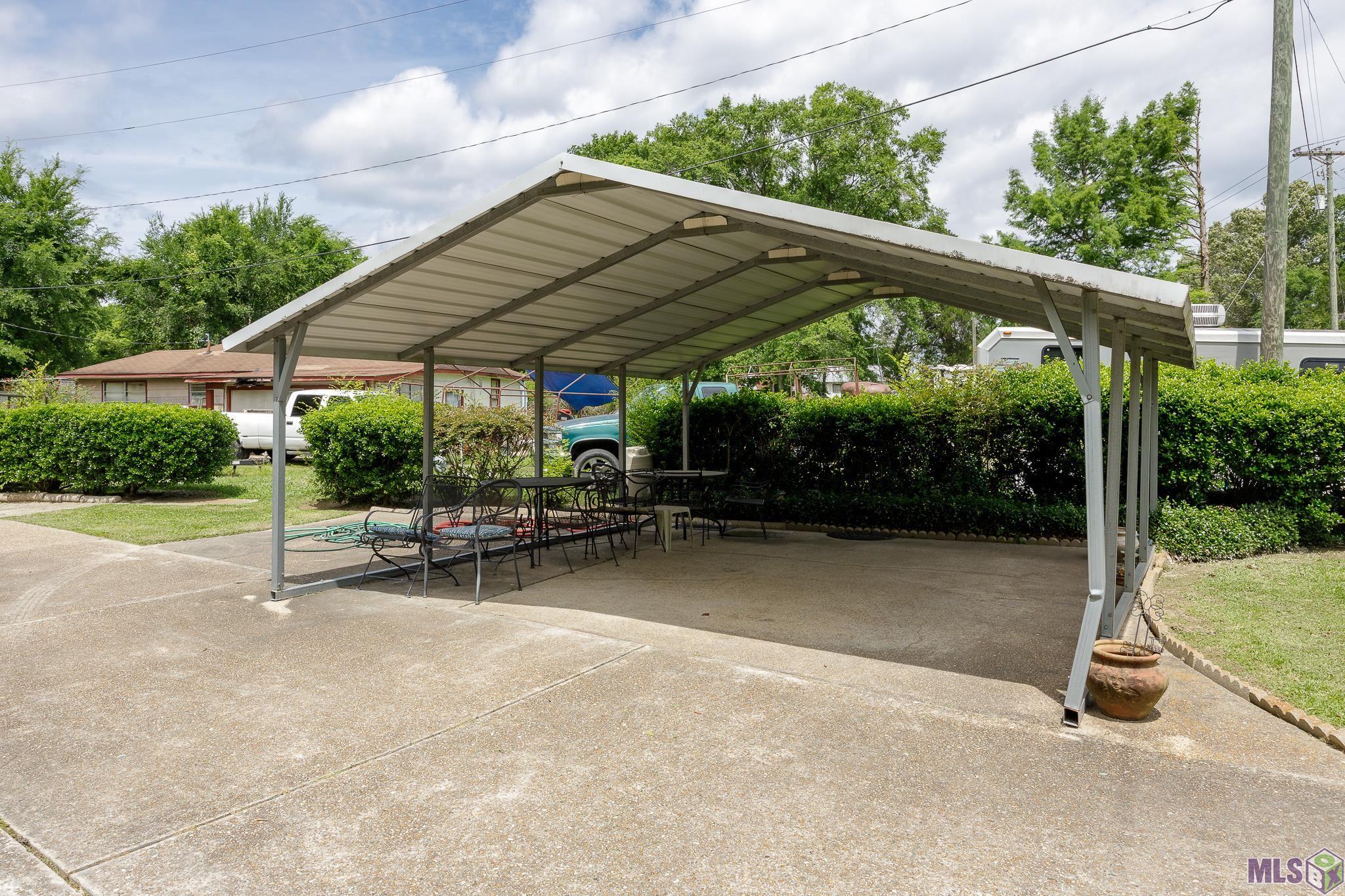 342 East Flanacher Road Zachary, LA 70791 - Photo 3 of 21