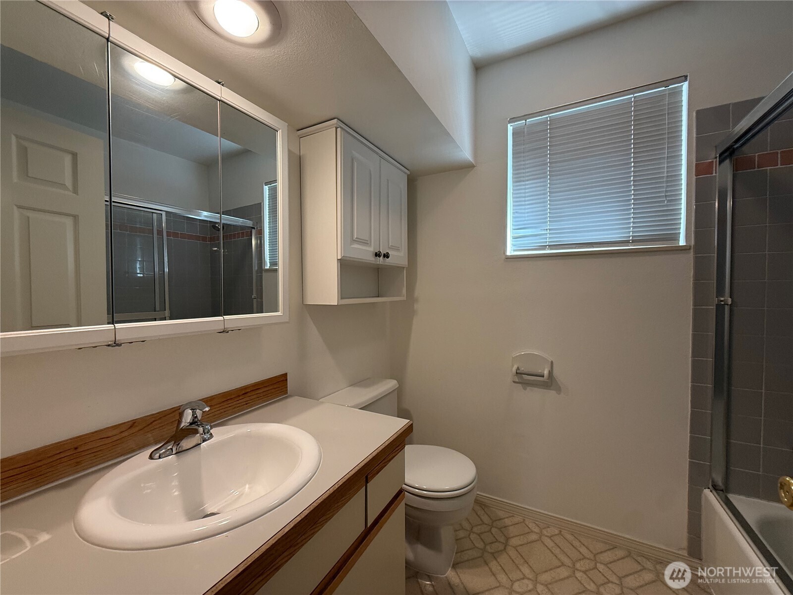 2327 North 65th Street Seattle, WA 98103 - Photo 25 of 30
