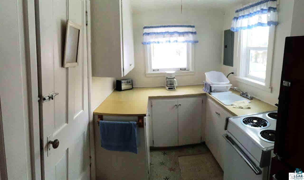 8160 Fairview Road Summit, WI 54880 - Photo 13 of 15 Kitchen