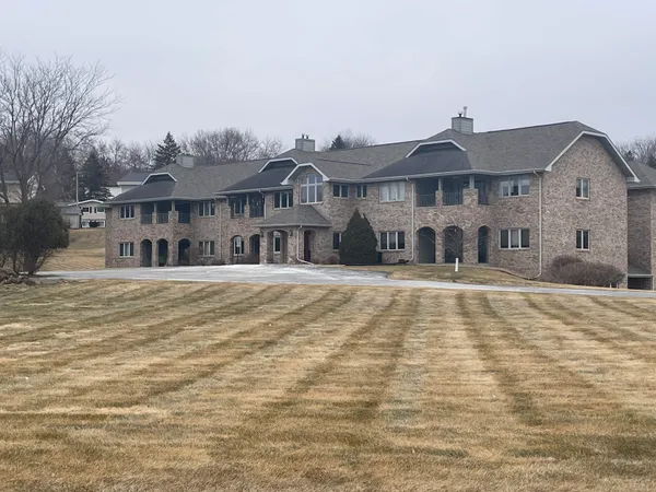 778 Hillside Terrace, Unit B, Ripon, WI 54971