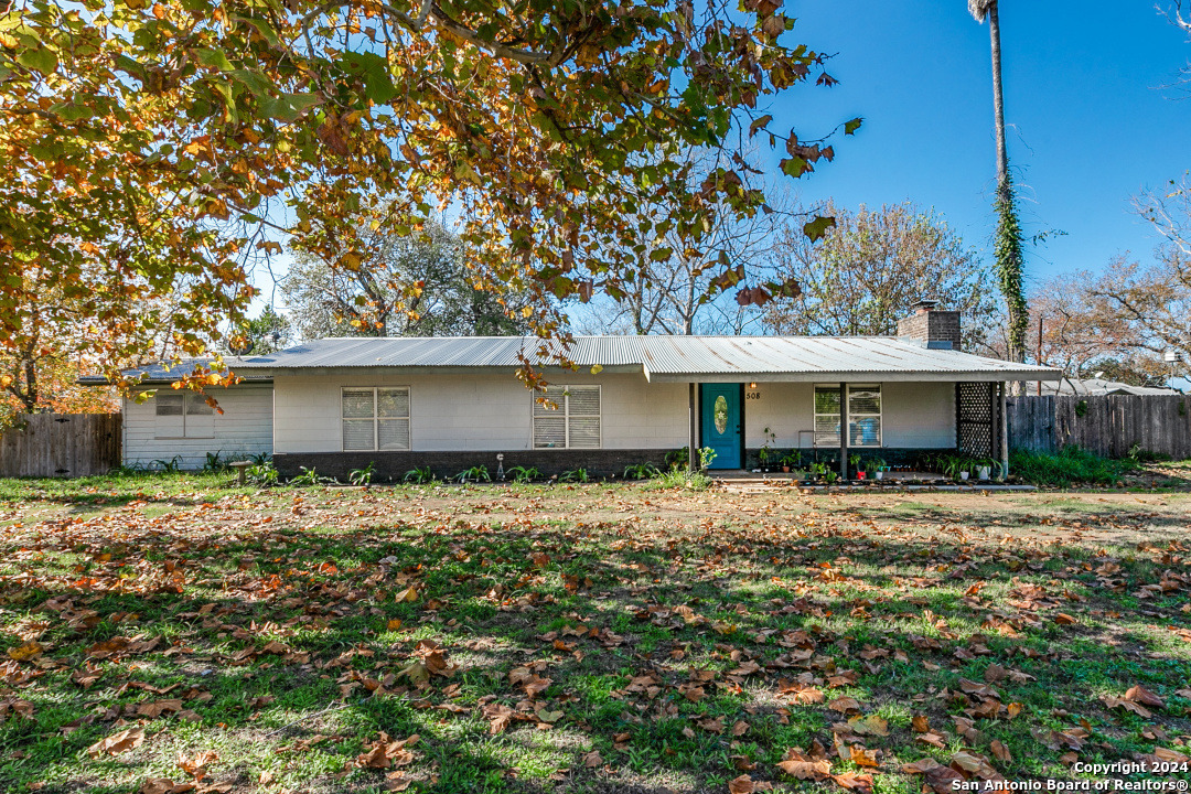 508 Oakhaven Road Pleasanton, TX 78064 - Photo 1 of 1 Gallery Image 1