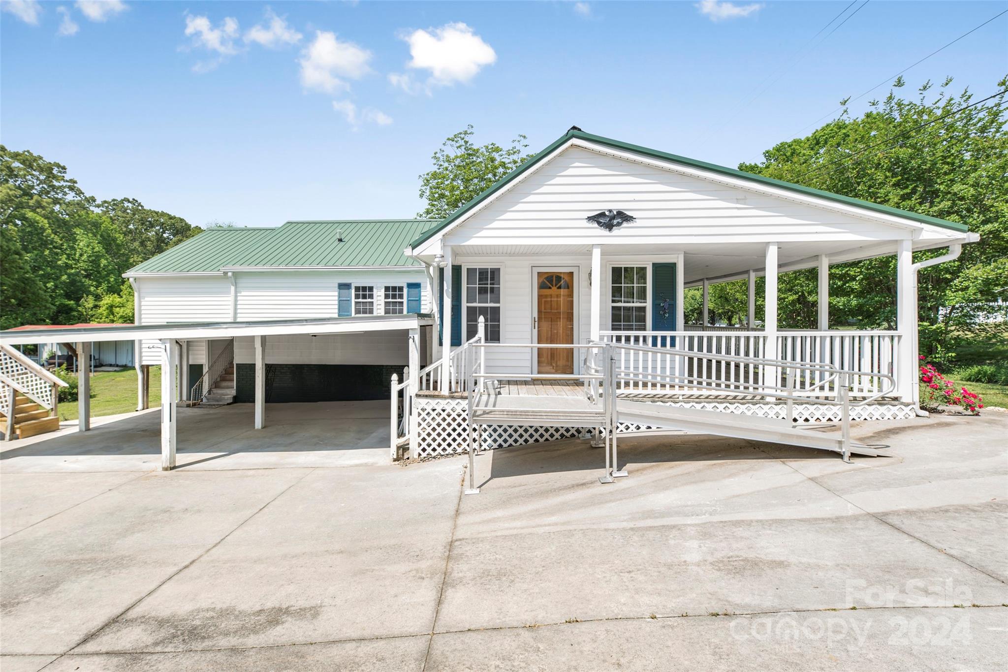 487 Pine Ridge Road Mocksville, NC 27028 - Photo 2 of 21 Gallery Image 2
