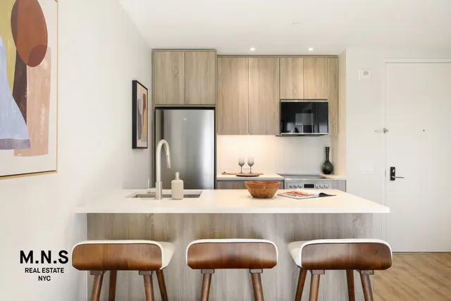 $3,767 | 19 Rockwell Place, Unit 6F | Fort Greene