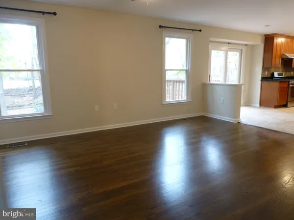 $4,250 | 11415 Jordan Lane, Great Falls, VA 22066